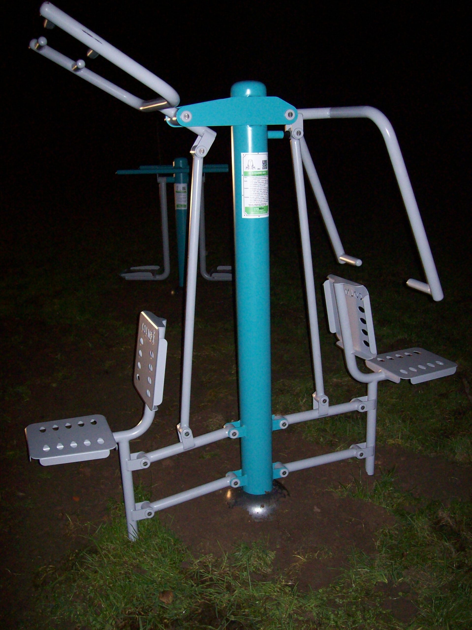 STRETCHING EQUIPMENT AND BENCH - Image 6