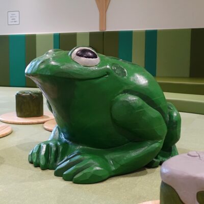 PLAY SCULPTURE «FROG»