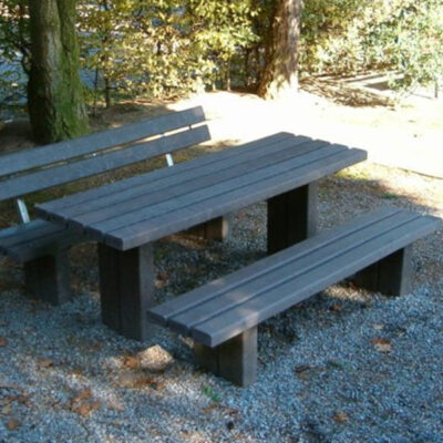 EIFEL TABLE