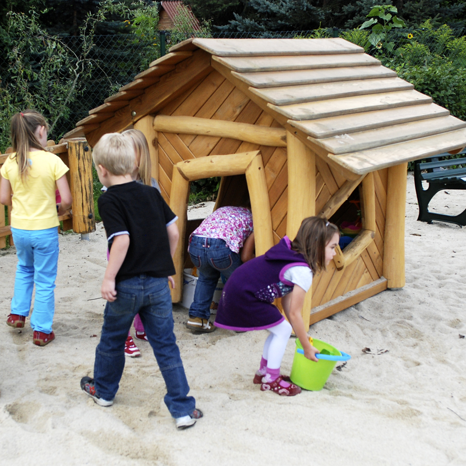 GNOME HOUSE - Image 2