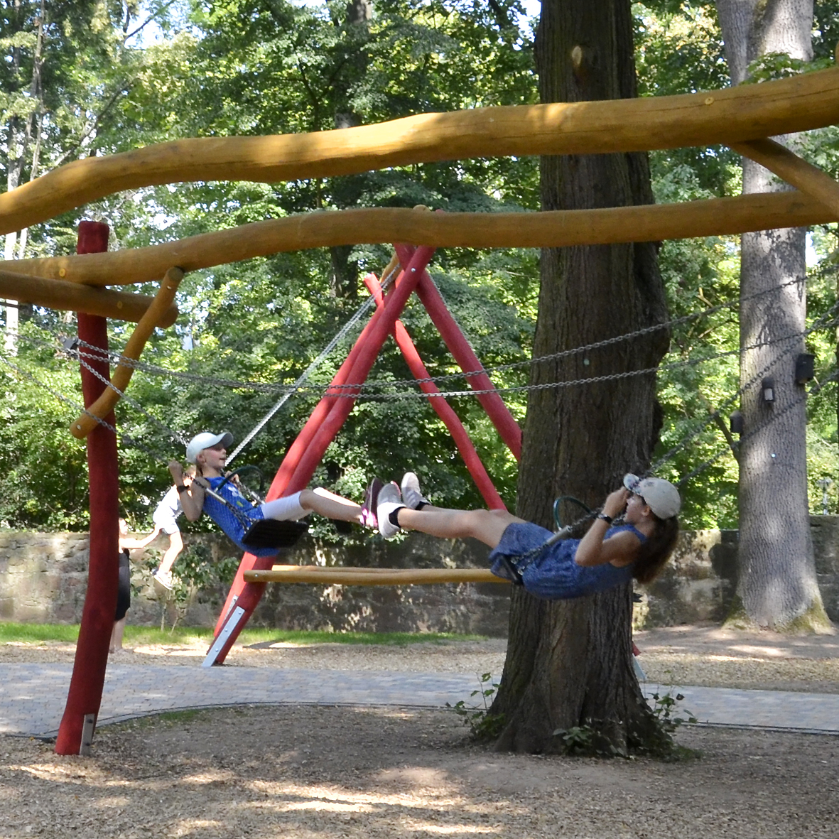PARTNER-PENDULUM-SWING - Image 4