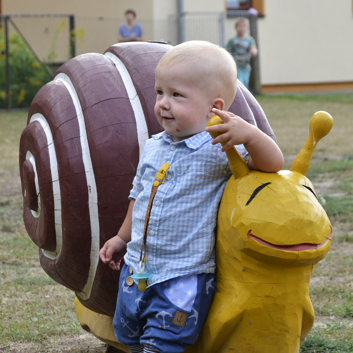 PLAY SCULPTURE «BURGUNDY SNAIL» - Image 3