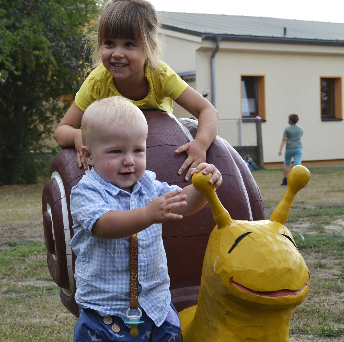 PLAY SCULPTURE «BURGUNDY SNAIL» - Image 4
