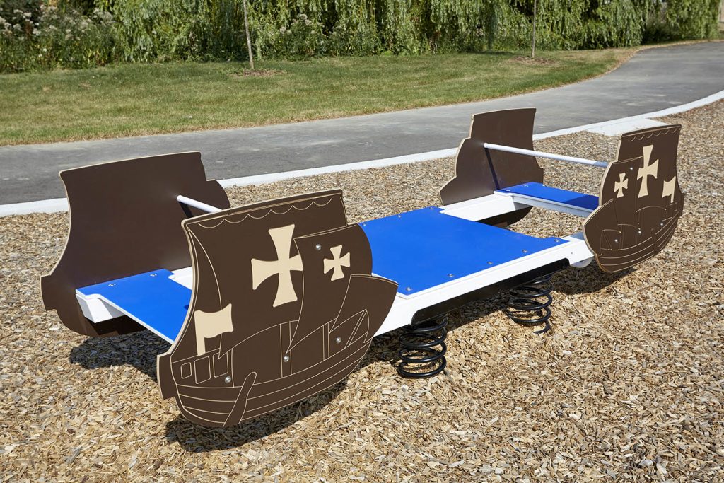 PIRATE SHIP MULTI SEE-SAW