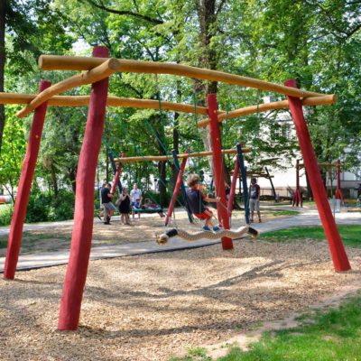 ROPE RAMP SWING
