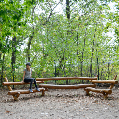 SPRAWLING BENCH, SEMICIRCULAR