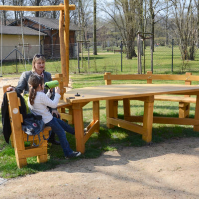 SEMICIRCULAR BENCH WITH TABLE - BIG