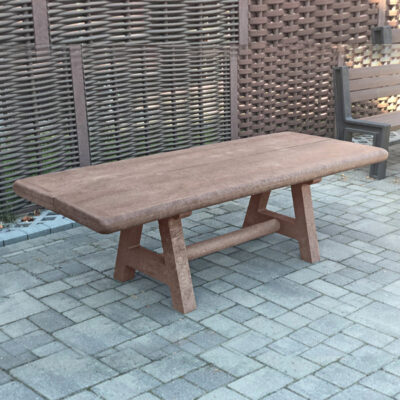 MIRA CHILDREN'S TABLE