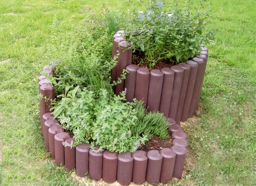Spiral herb planter - Image 3