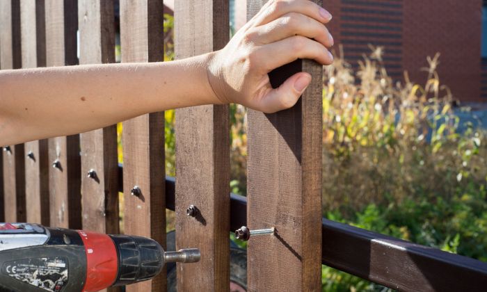 fence repair
