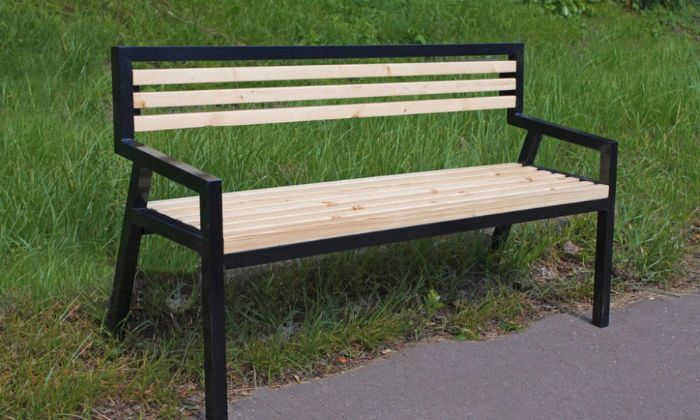 outdoor garden bench