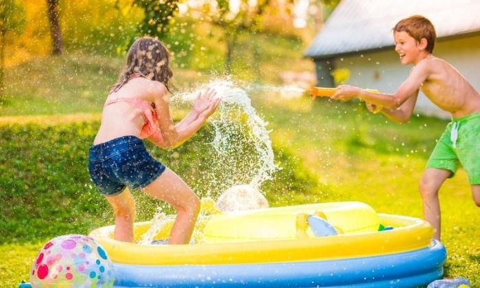 Water Splash Play

